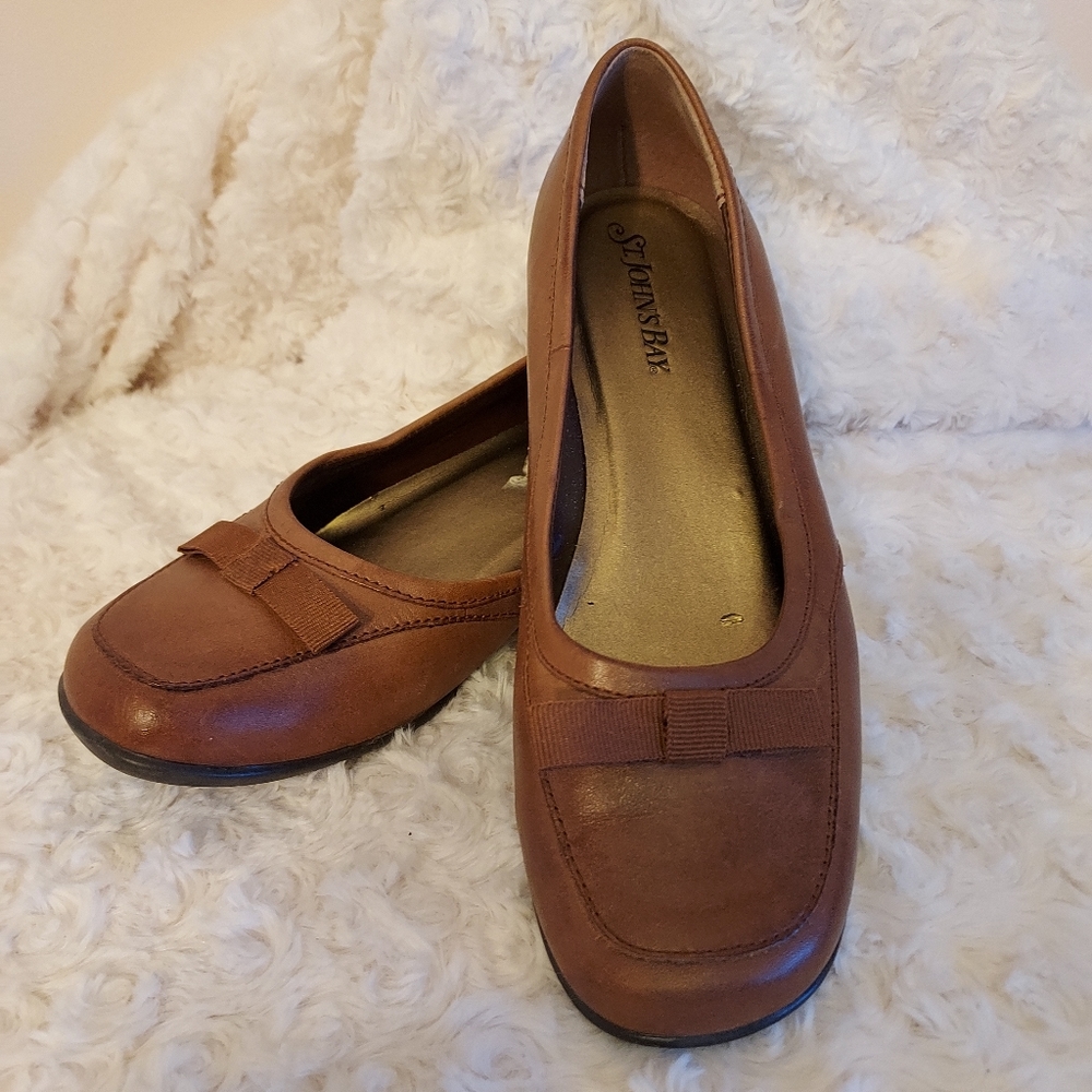 St. John's Bay Caramel Brown Comfort Flats w/ Bow Preppy Academia Career Fall